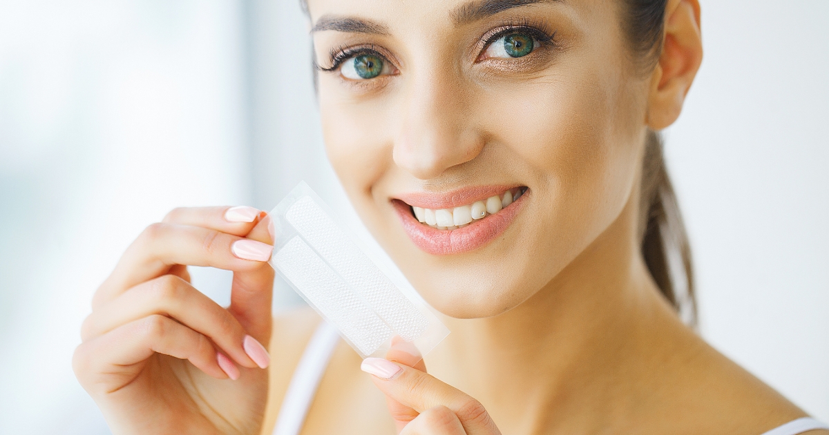 IMG- From Yellow To Pearly Whites - A Teeth Whitening Transformation