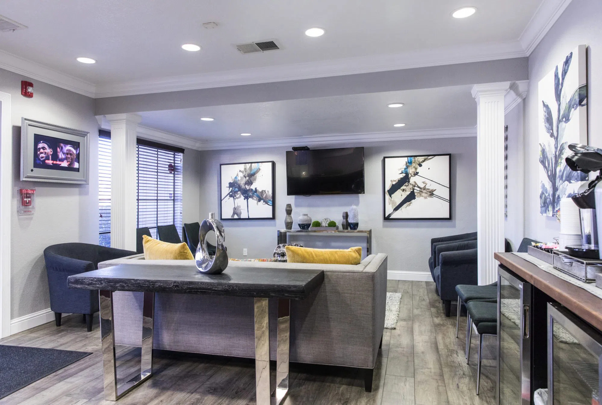 Dental Office - Waiting Room - Arbor Dental Group - San Jose